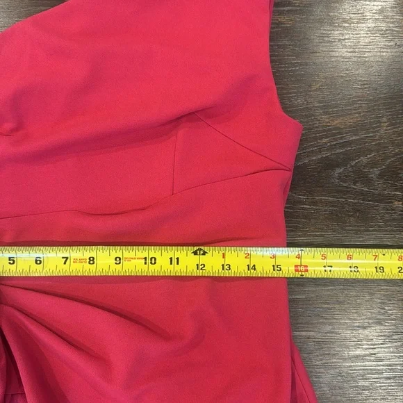 NWT Elliatt Caicos Women’s Mini Dress Fuchsia One Shoulder Asymmetrical Size M - Picture 13 of 14